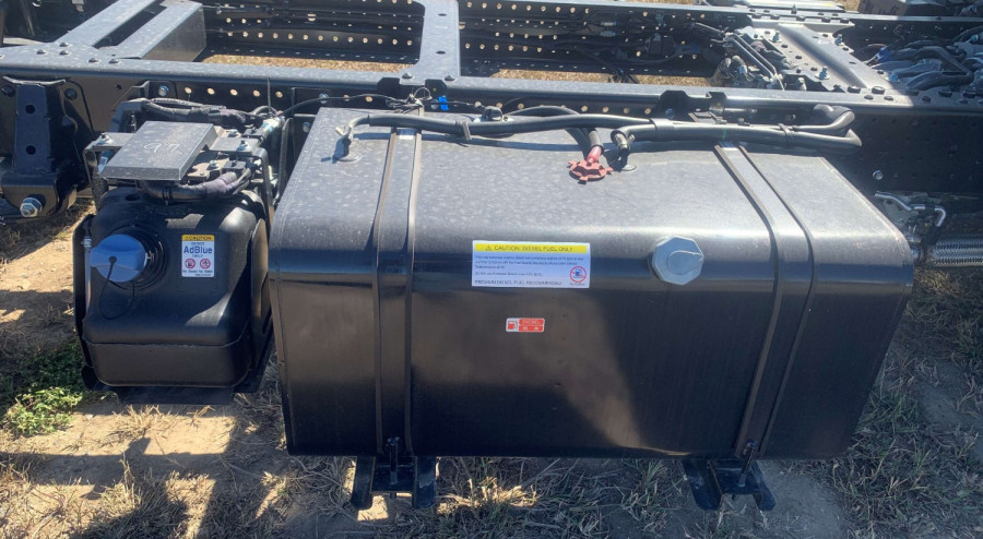 2026 Isuzu NPR Cab Chassis Image 20