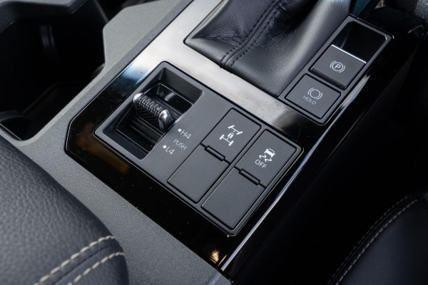 2025 Toyota LandCruiser Prado GDJ251R GXL SUV Image 14