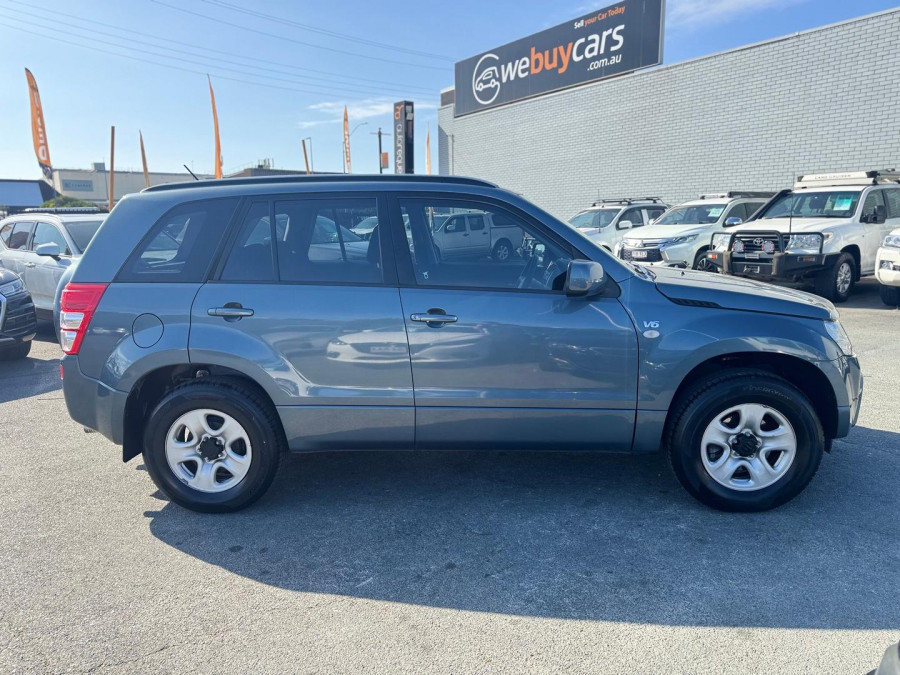 2005 Suzuki Grand Vitara JB  SUV Image 7