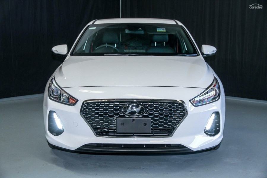 2018 Hyundai i30 PD SR Hatch Image 2