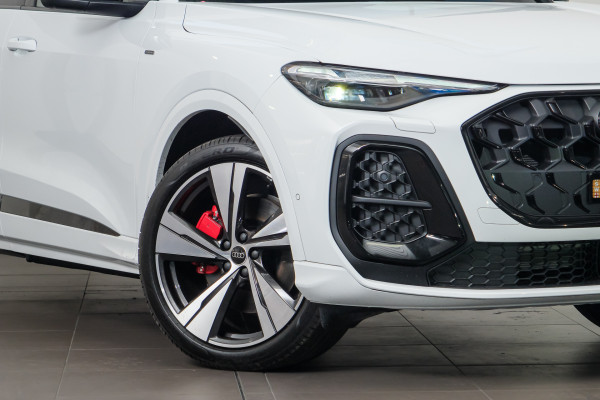 2026 Audi Q5 e-hybrid 270kW SUV image 6