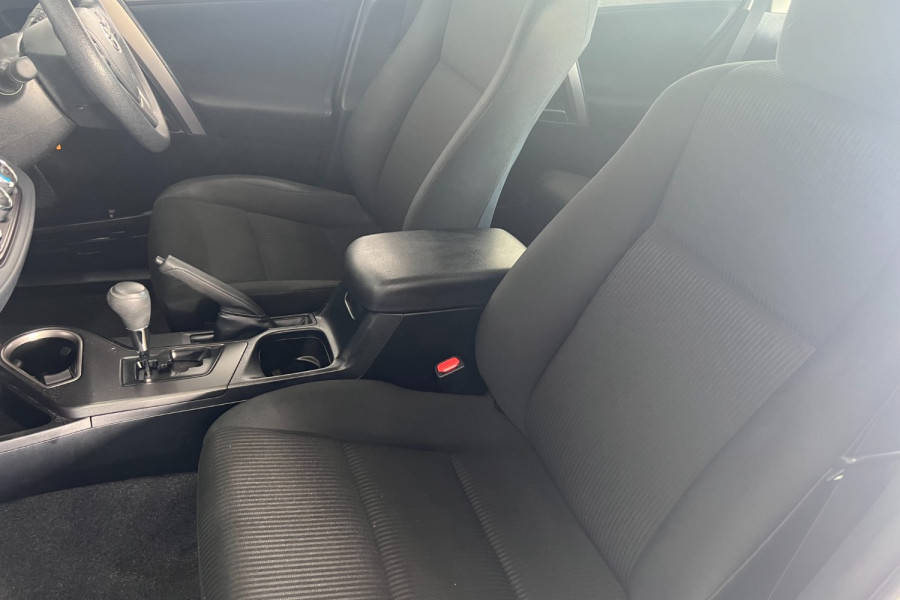 2018 Toyota RAV4  GX Wagon Image 17