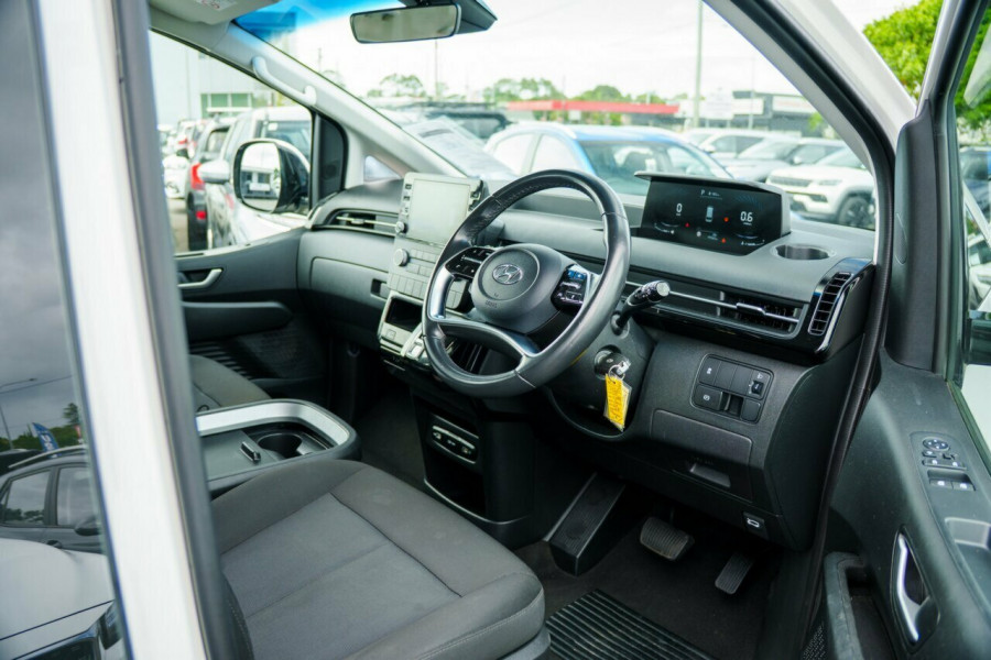 2021 MY22 Hyundai Staria Load US4.V1  Van Liftback Image 14