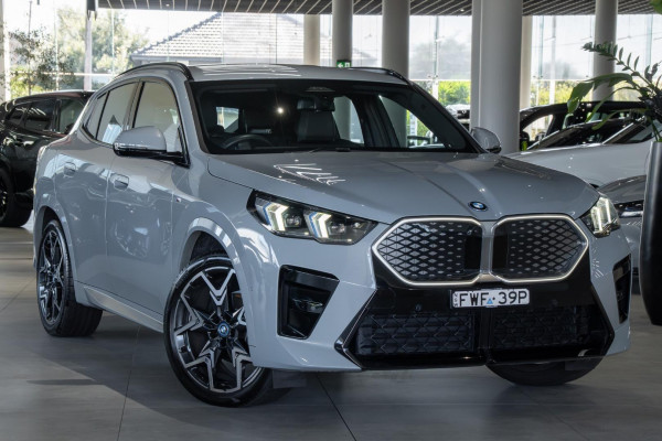 BMW iX2 eDrive20 M Sport U10