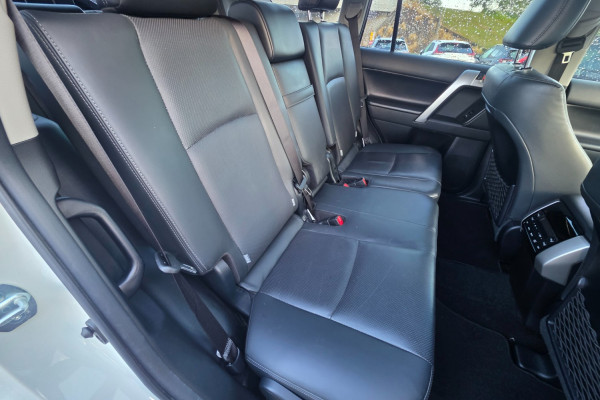 2020 Toyota LandCruiser Prado GDJ150R VX SUV Image 28