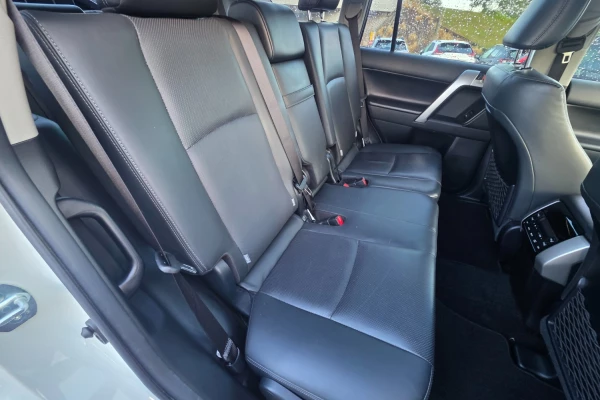 2020 Toyota LandCruiser Prado GDJ150R VX SUV Image 28