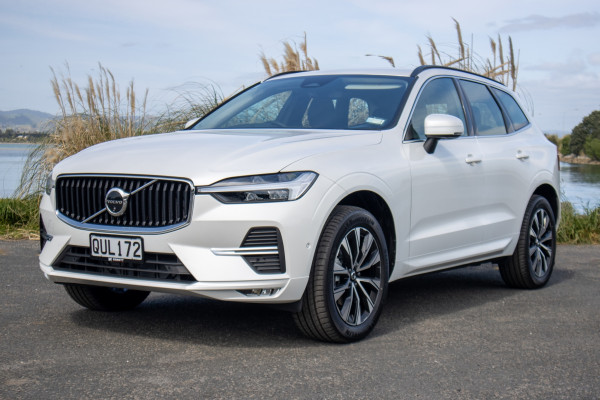 2024 Volvo XC60 UZ Plus B5 SUV Image 5