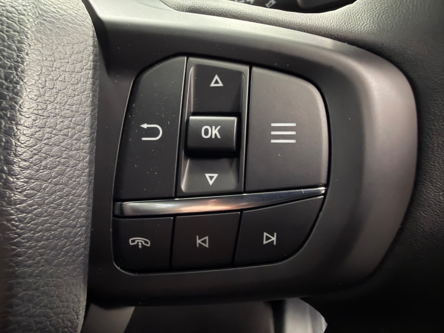 2026 MY26.5 Ford Everest UB Sport SUV Image 32