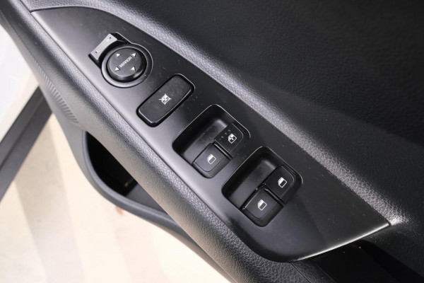 2022 Kia Stonic YB S SUV Image 12