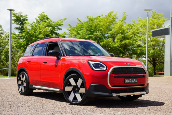 2024 MINI Countryman U25 C Favoured Other