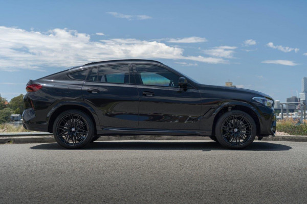 2021 BMW X6 M Competition SUV Image 7