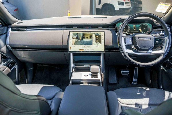 2024 MY25 Land Rover Range Rover L460 D350 Autobiography SUV image 5