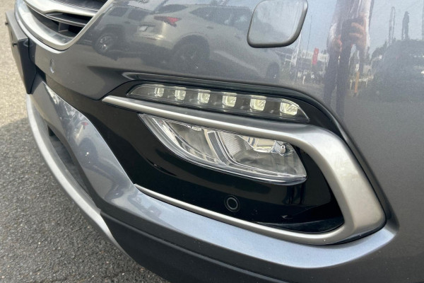 2017 MY18 Hyundai Santa Fe DM5 Series II Highlander SUV Image 8
