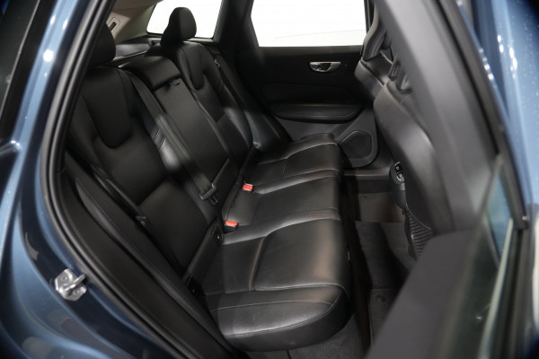 2021 Volvo XC60 UZ B5 Momentum SUV