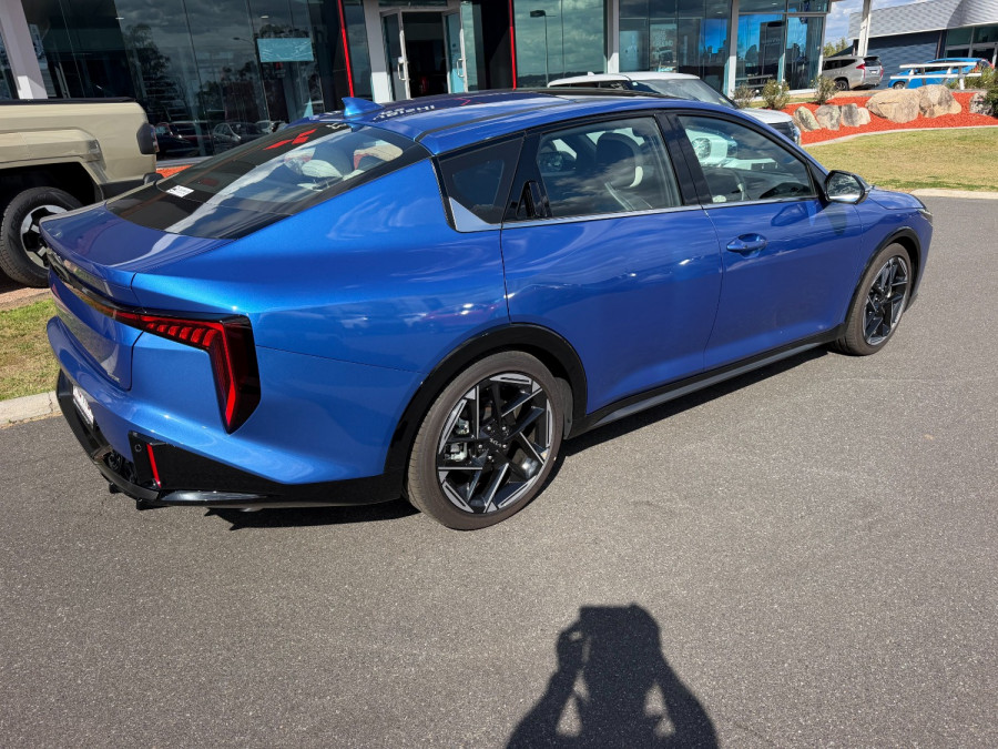 2025 Kia K4 CL4m GT-Line Sedan Image 3