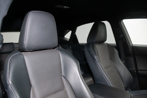 2020 Lexus Nx300 F-Sport (Fwd) SUV Image 4