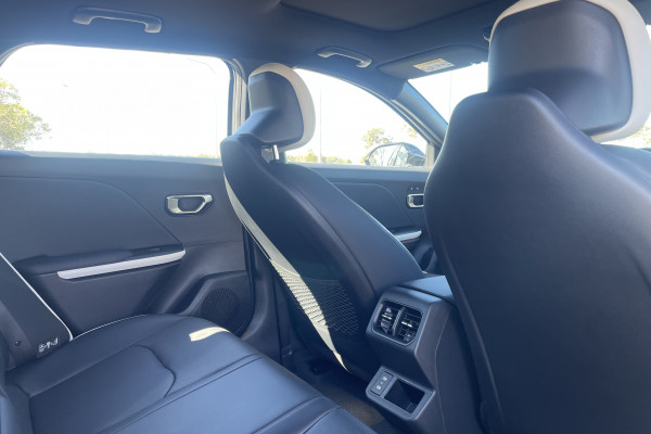 2026 Kia K4 CL4m GT-Line Hatch Image 11