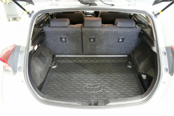 2016 Toyota Corolla ZWE186R Hybrid Hatch Image 20