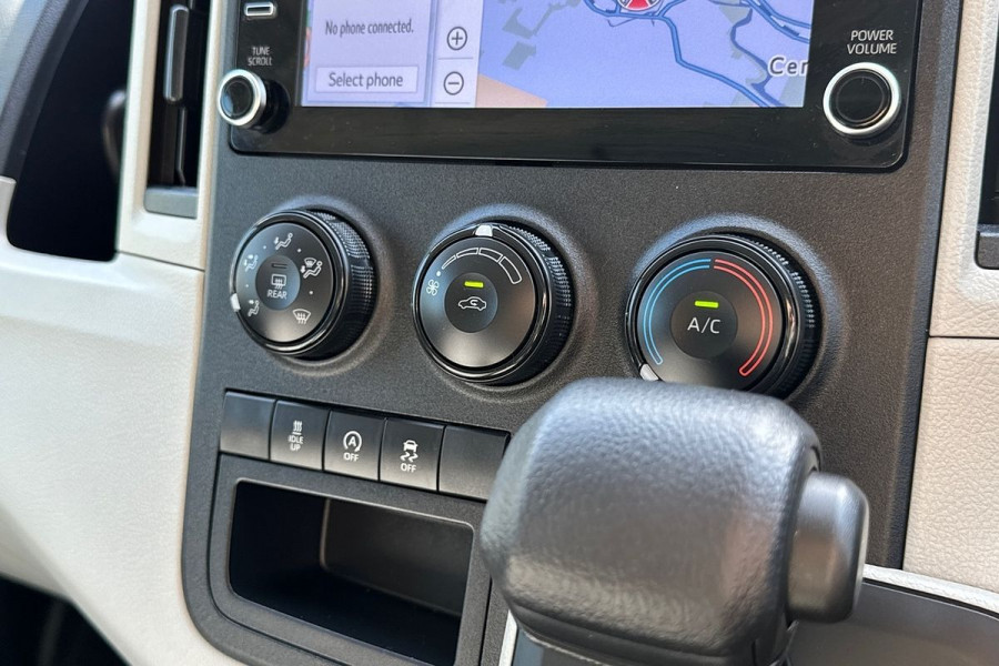 2022 Toyota HiAce GDH300R  Van Image 15