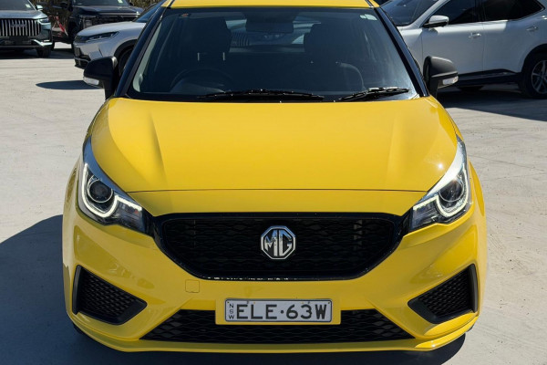 2020 MG MG3 SZP1 Core Hatch Image 4