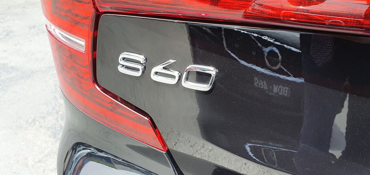 2019 MY20 Volvo S60 Z Series T8 R-Design Sedan Image 8