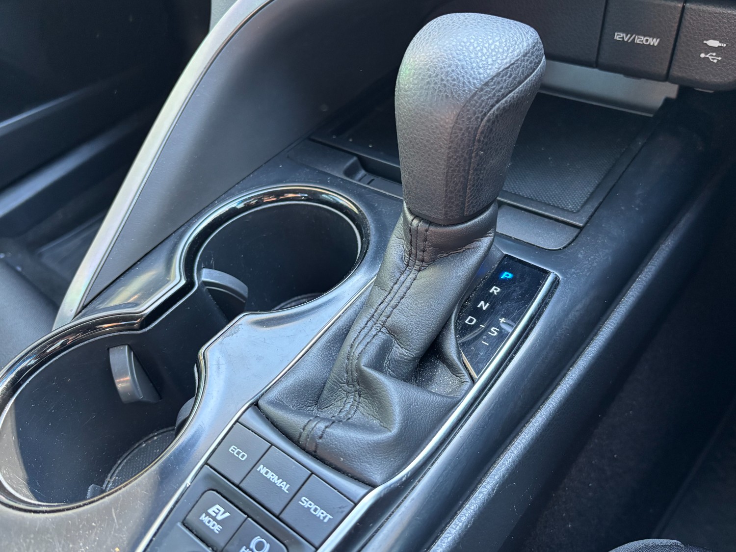 2019 Toyota Camry AXVH71R Ascent Sedan