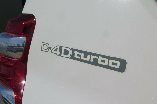 2016 Toyota LandCruiser Prado GDJ150R GXL SUV Image 18