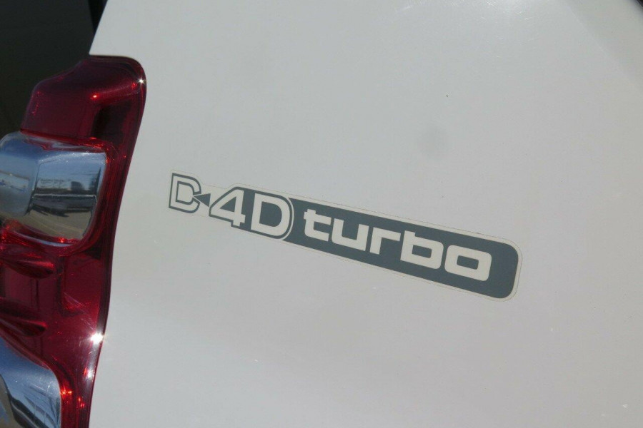 2016 Toyota LandCruiser Prado GDJ150R GXL SUV Image 18