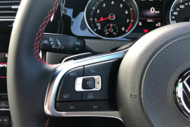 2018 Volkswagen Golf 7.5 GTi Hatchback