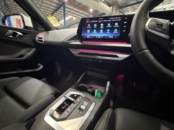 2025 BMW 1 Series F70 120 M Sport Hatch image 17