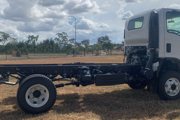 2026 Isuzu NQS 80-175 DT D34 Cab Chassis Image 11