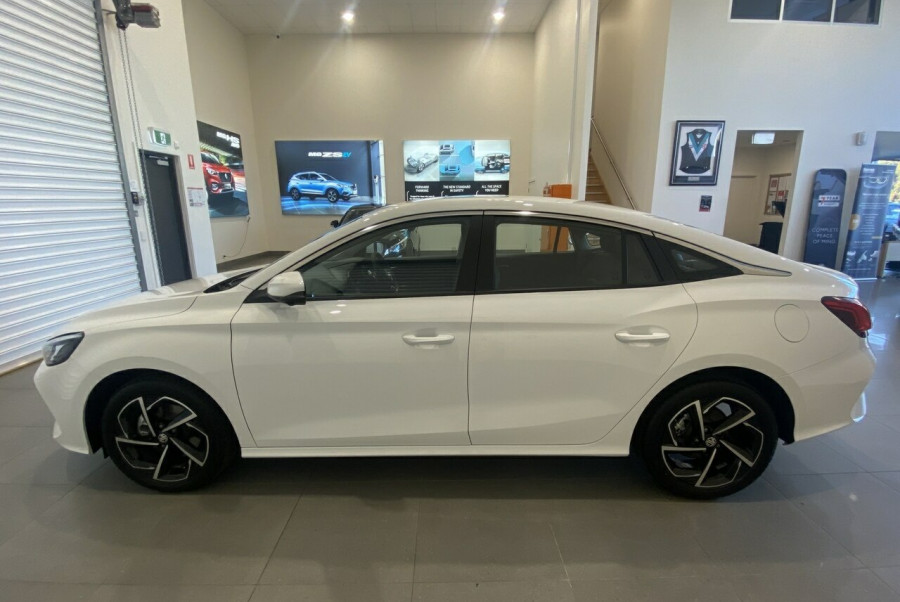 2024 MG MG5 AP32 Essence Sedan Image 9