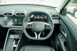 2025 MG ZS ZS32 Essence Turbo SUV