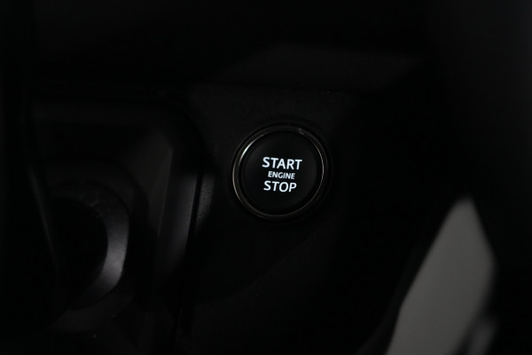 2024 Land Rover Defender L663 110 P300 S SUV Image 16
