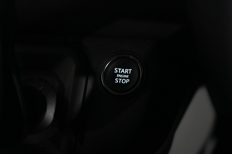 2024 Land Rover Defender L663 110 P300 S SUV Image 16