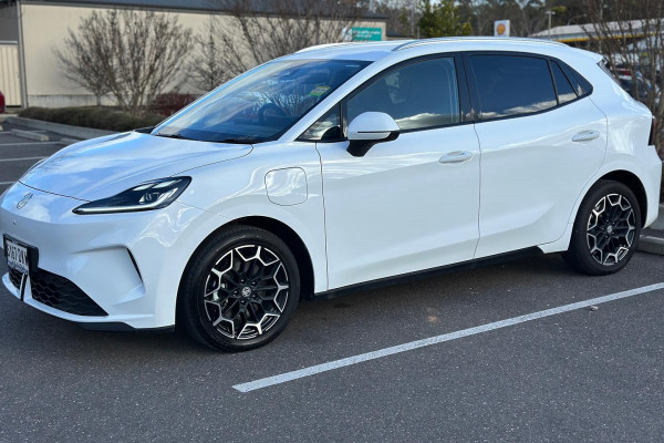 2026 MG MG4 EV Urban AH4E Essence 43 Hatch Image 2