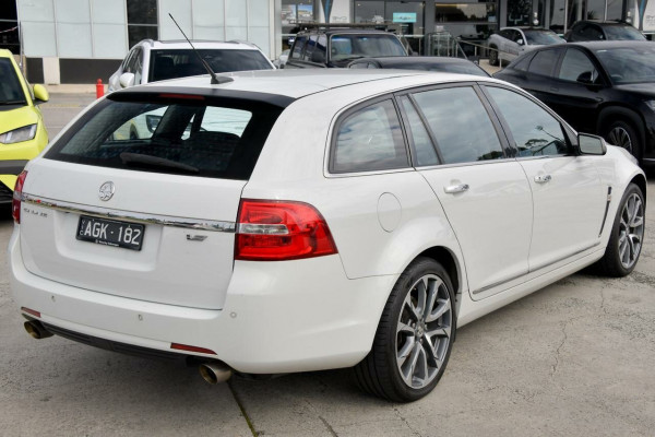 2015 MY16 Holden Calais VF V Wagon Image 23