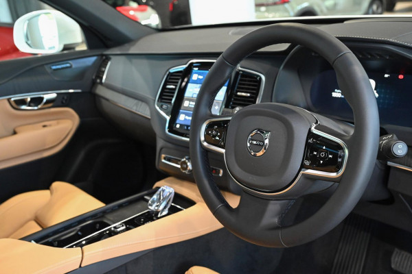 2024 MY25 Volvo XC90  Ultra B6 Bright SUV Image 5