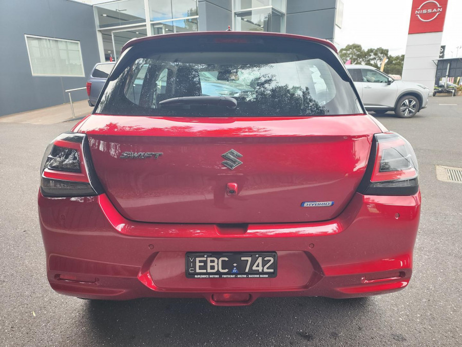 2026 Suzuki Swift UZ Hybrid Hatch Image 6