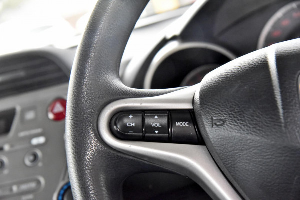 2008 MY9 Honda Jazz GE VTi Hatch Image 10