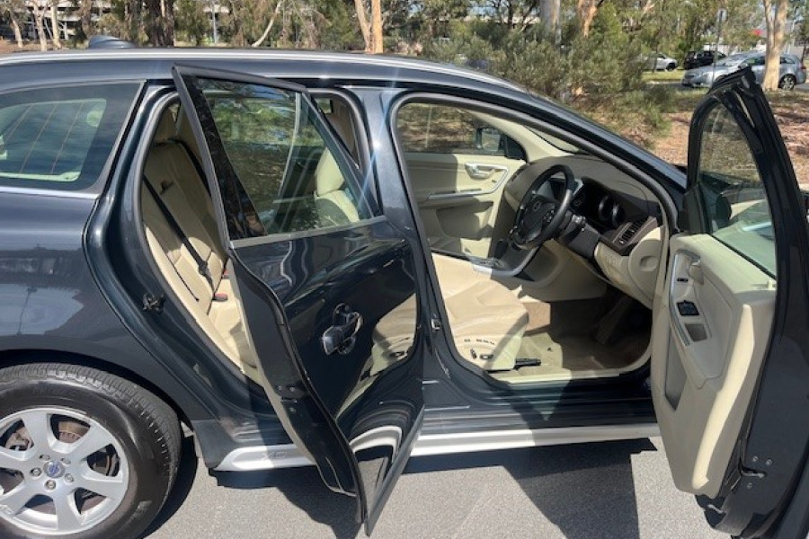 2011 MY13 Volvo XC60 DZ D5 SUV Image 9