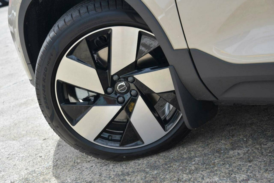 2024 MY25 Volvo EX40 No Series Ultra Twin Motor Performance SUV Image 20