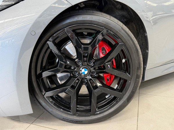 2025 BMW 3 Series G20 LCI II 330i M Sport Sedan image 3