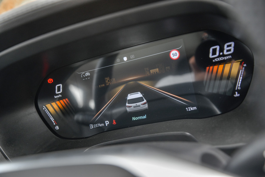 2024 MY24.5 MG ZS ZS32 Essence Hybrid+ SUV Image 15