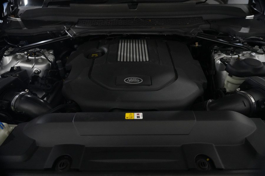2015 Land Rover Range Rover Sport SDV6 HSE Dynamic SUV Image 34