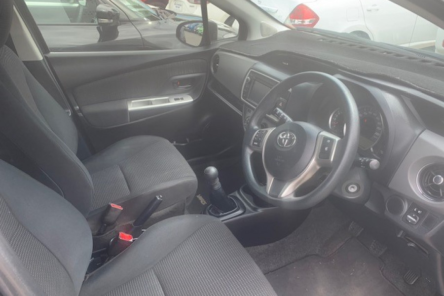 2016 Toyota Yaris NCP130R ASCENT Hatch Image 10