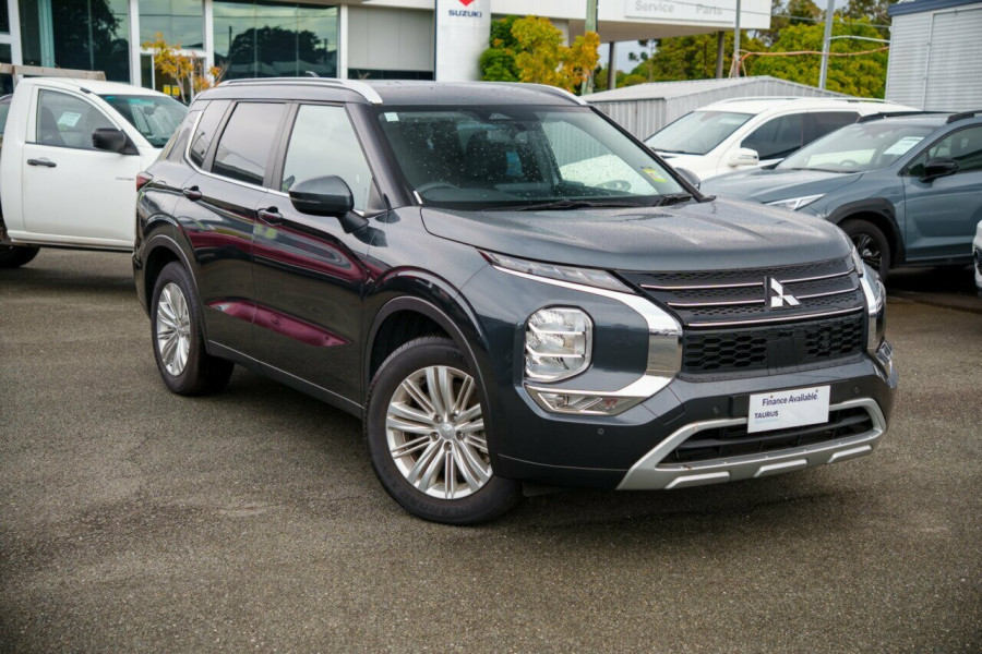 2024 Mitsubishi Outlander ZM LS SUV