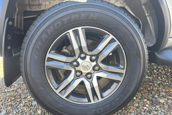 2024 Toyota Fortuner GUN156R GX SUV Image 15