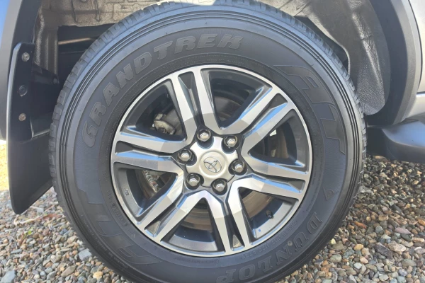 2024 Toyota Fortuner GUN156R GX SUV Image 15