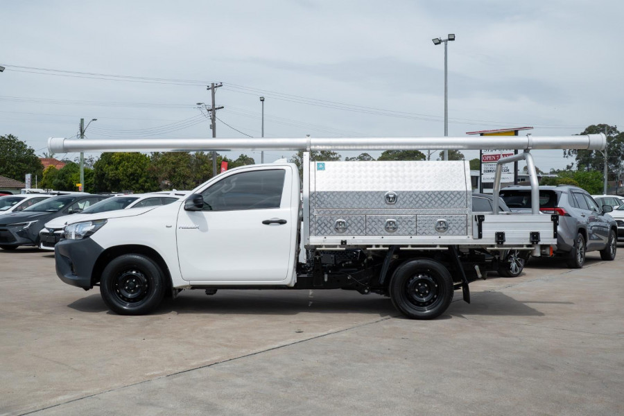 2023 Toyota HiLux TGN121R WorkMate Single-Cab Image 3